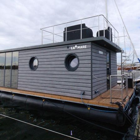 Hausboot Fjord Lacerta Mit Dachterrasse In Wendtorf Zewnętrze zdjęcie